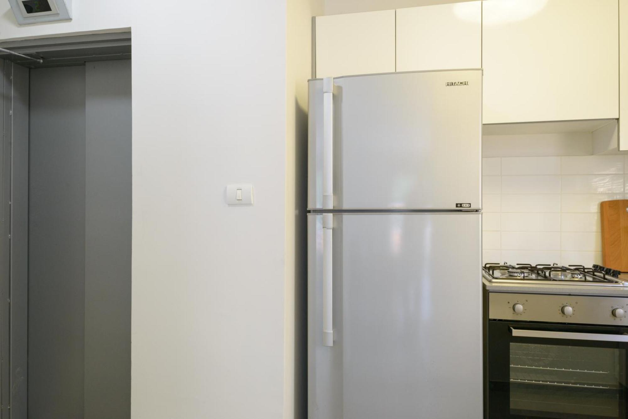 Sunny Luxury Apartment